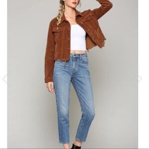 Straight Cut Mom Jeans.